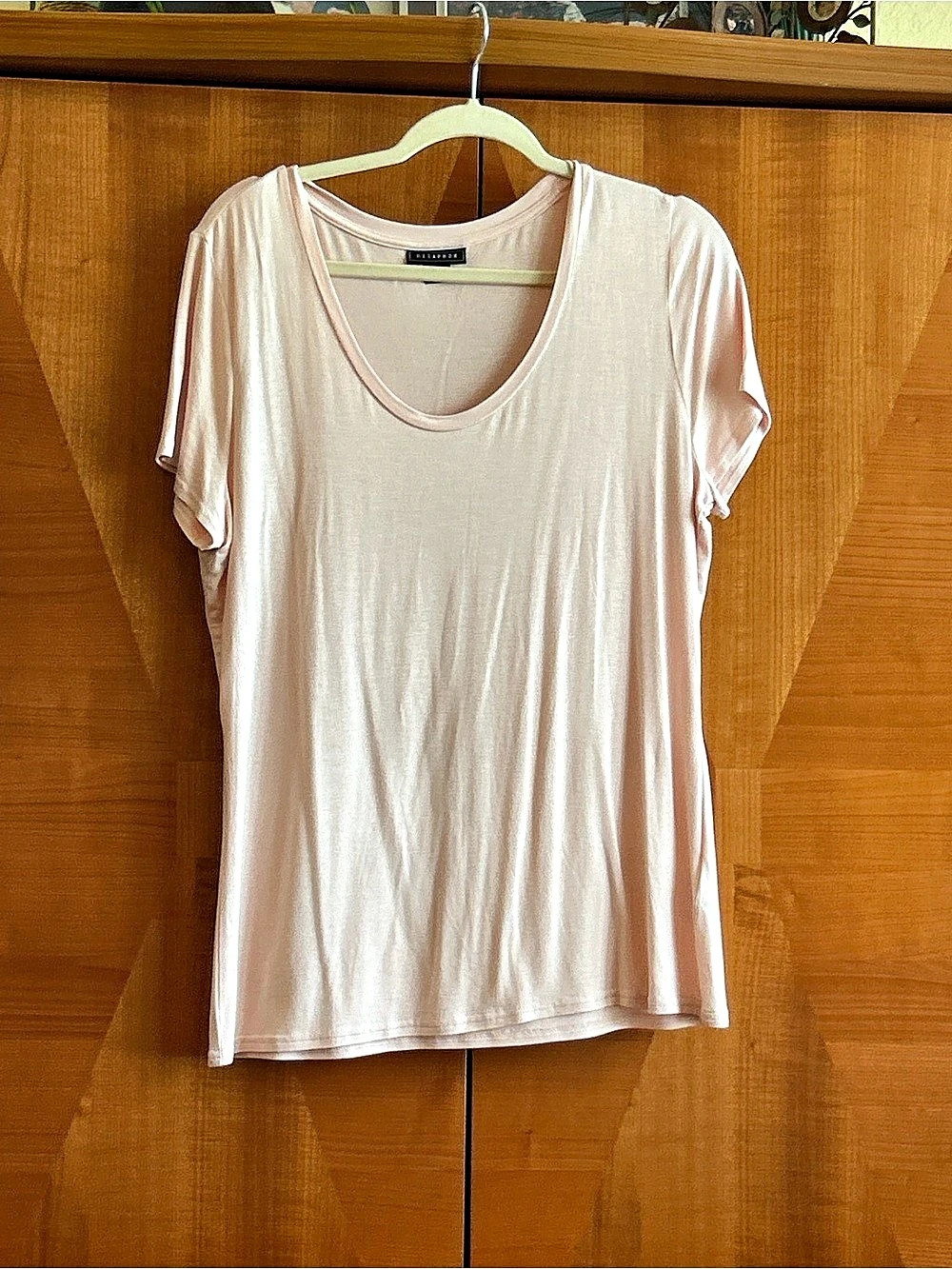 Everlane Short Sleeve Scoop Neck in Pink Like New